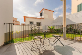 FLH Funchal A Quinta do Conde Yellow Balcony Flats